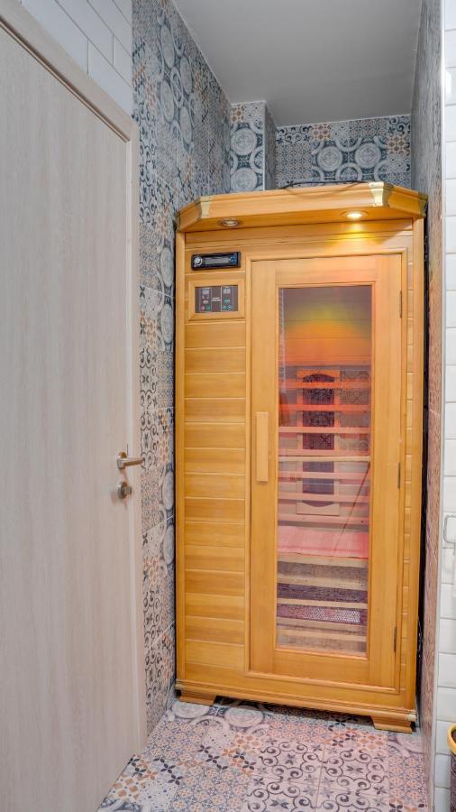 Spa Apartment Yang - Hot Tub, Sauna, Spa Novi Sad Exterior photo