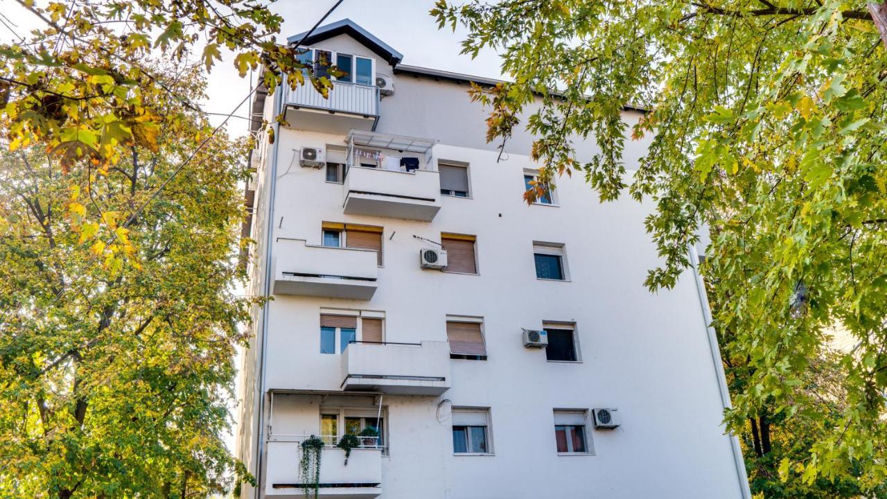 Spa Apartment Yang - Hot Tub, Sauna, Spa Novi Sad Exterior photo